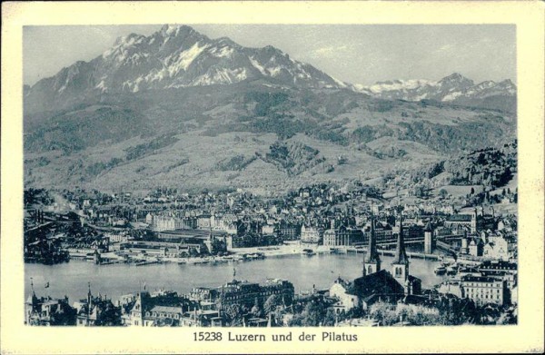 Luzern und der Pilatus Vorderseite