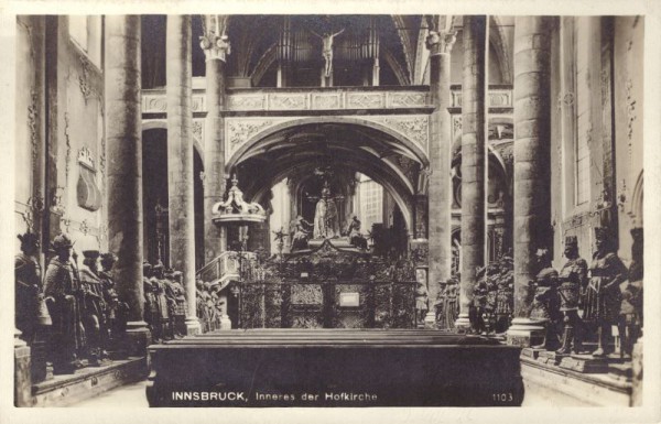 Innsbruck - Inneres der Hofkirche