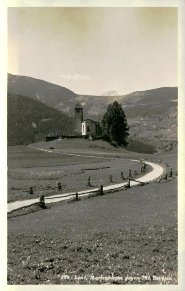 Lenz, Marlenkirche gegen Piz Beverin Vorderseite