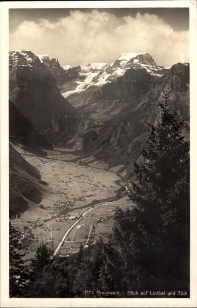 Braunwald - Blick auf Linthal und Tödi Vorderseite