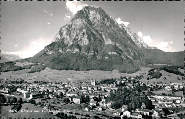 Glarus mit Vorderglärnisch Vorderseite