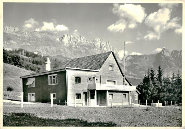 Gamserberg, Ferienheim Kreuzberghus Vorderseite