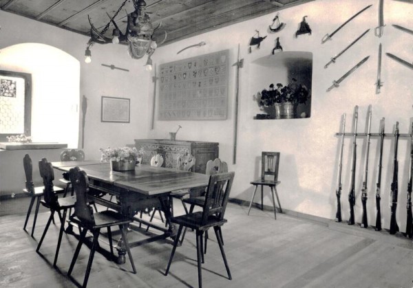 Museum im Schloss Grüningen Vorderseite