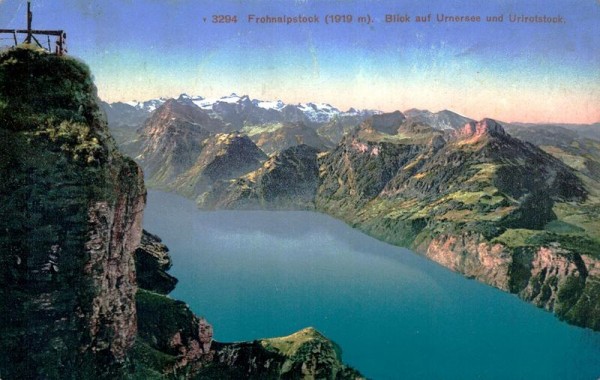 Frohnalpstock. Blick auf Urnersee und Urirotstock (Fronalpstock) Vorderseite