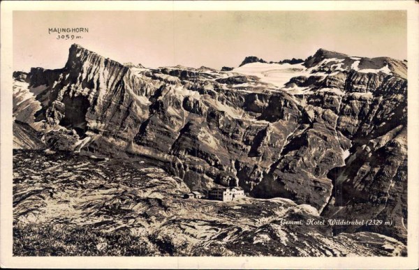 Wildstrubel (3244 m) Vorderseite