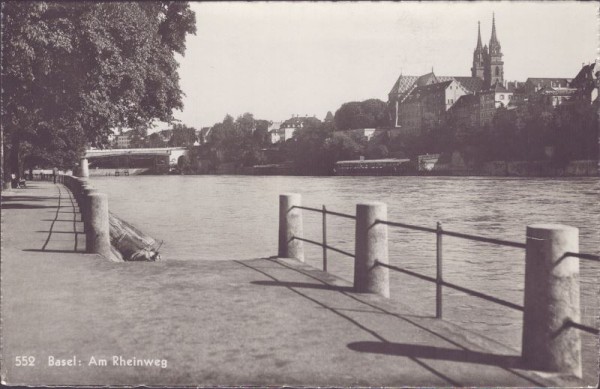 Basel, am Rheinweg