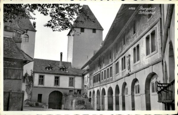 Burgdorf Schlosshof Vorderseite