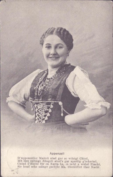 Appenzeller Trachtenfrau Vorderseite