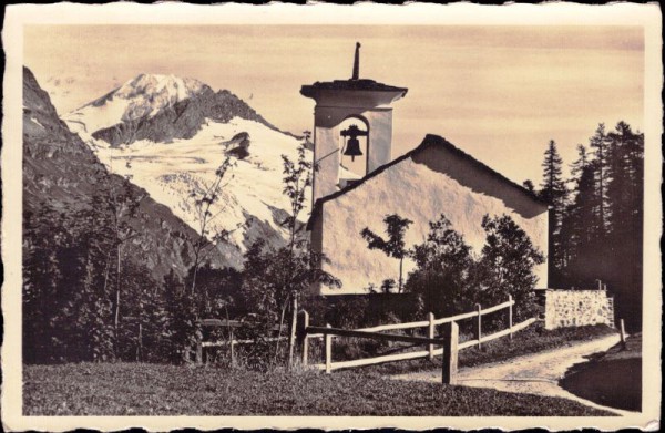 Das Bergkirchlein im Fextal mit Blick auf Piz Tremoggia (3452m). 1942
