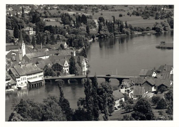 8260 Stein am Rhein, Ansicht Rheinbrücke, Stadtkirche Vorderseite