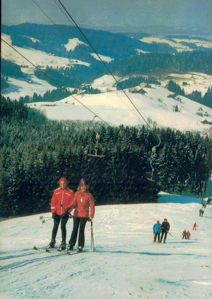 Voralpines Skigebiet Schwellbrunn Vorderseite