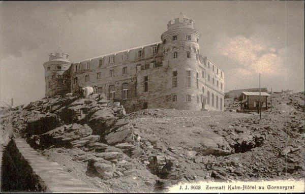 Zermatt Kulm-Hotel au Gornergrat. Vorderseite