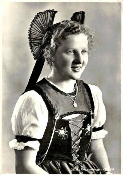 Toggenburger Tracht Vorderseite