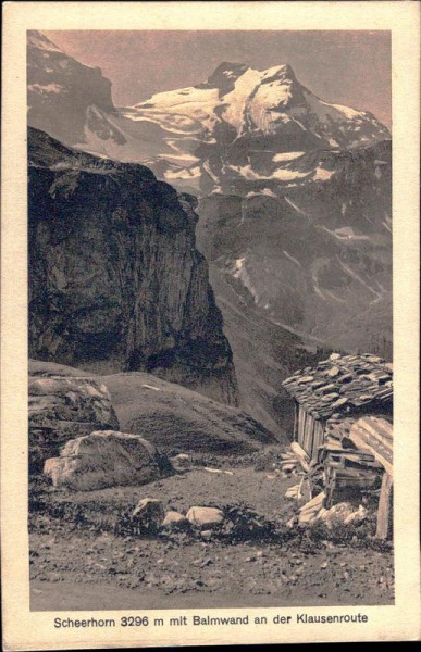 Scheerhorn mit Balmwand an der Klausenroute Vorderseite