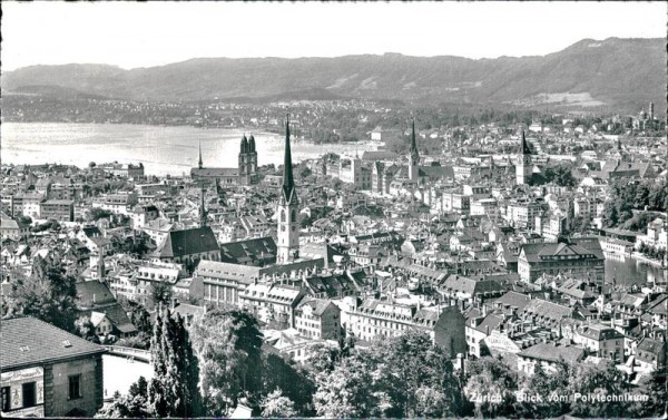 Zürich - Blick vom Polytechnikum Vorderseite
