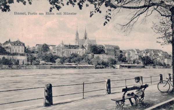 Basel, Partie am Rhein mit Münster Vorderseite