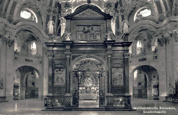 Wallfahrtskirche Einsiedeln, Gnadenkapelle Vorderseite