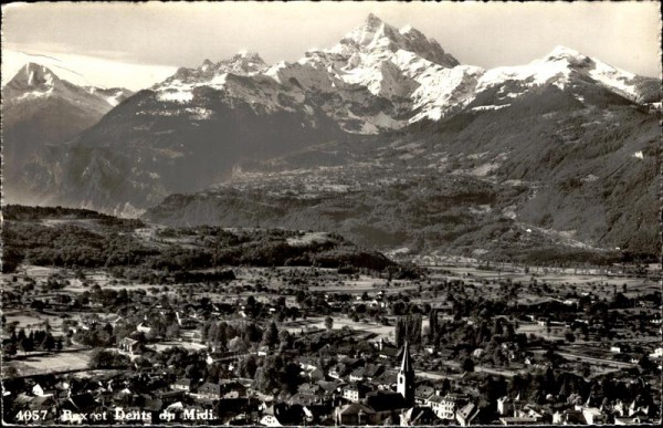 Bex et Dents du Midi (3258 m) Vorderseite