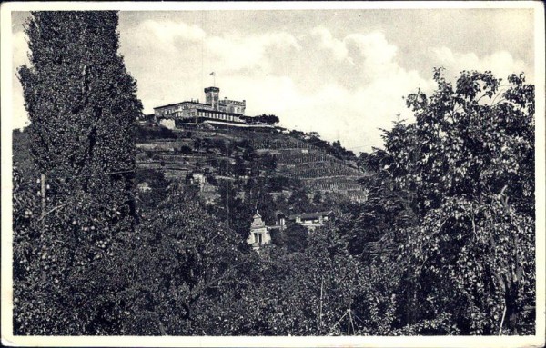 Berggasthaus Friedensburg  Vorderseite